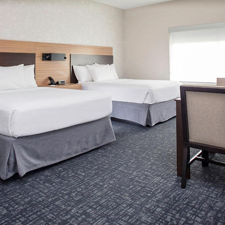 Towneplace Suites By Marriott Orlando Airport Exterior photo